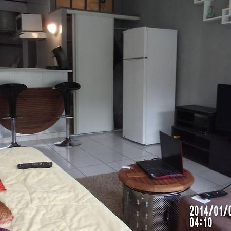 Studio Meuble Ensoleille Fibre Bouygues Nîmes Zewnętrze zdjęcie